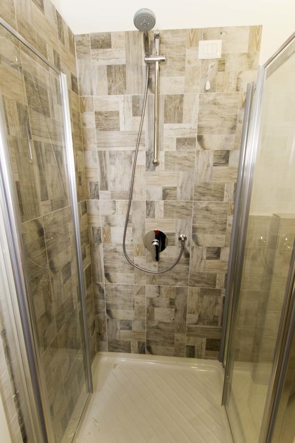 Casa Madali' - Nel Borgo Apartment Мароне Екстериор снимка