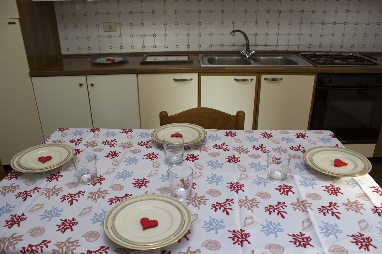 Casa Madali' - Nel Borgo Apartment Мароне Екстериор снимка
